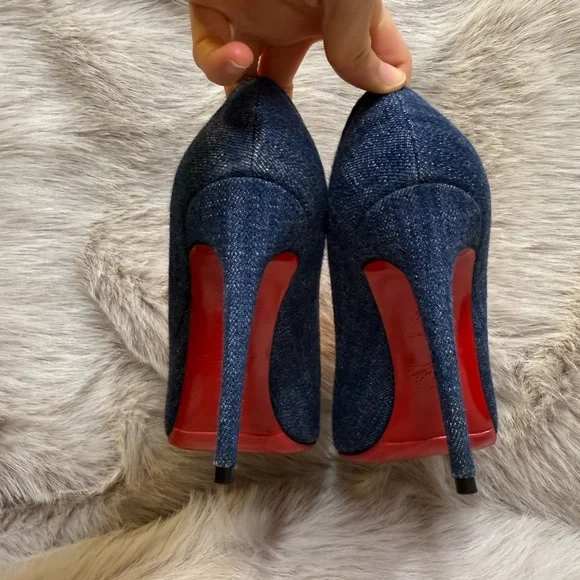 Christian Louboutin Blue Heels with Metallic Interior - Picture 6 of 6